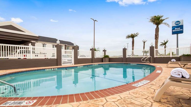 <b>Best Western Refugio Inn Pool</b>. Images powered by <a href="https://iceportal.shijigroup.com/" title="IcePortal" target="_blank">IcePortal</a>.
