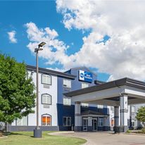 Best Western South Plains Inn & Suites