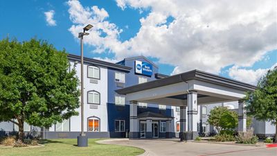 Best Western South Plains Inn & Suites
