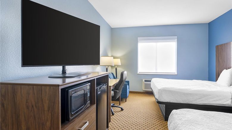 <b>Best Western South Plains Inn & Suites Room</b>. Images powered by <a href="https://iceportal.shijigroup.com/" title="IcePortal" target="_blank">IcePortal</a>.