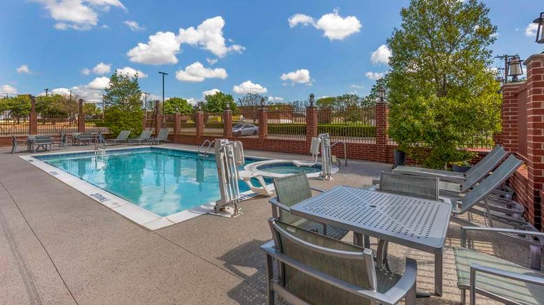 <b>Best Western Plus Duncanville Dallas Pool</b>. Images powered by <a href="https://iceportal.shijigroup.com/" title="IcePortal" target="_blank">IcePortal</a>.