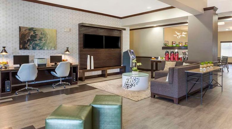<b>Best Western Plus Duncanville Dallas Lobby</b>. Images powered by <a href="https://iceportal.shijigroup.com/" title="IcePortal" target="_blank">IcePortal</a>.