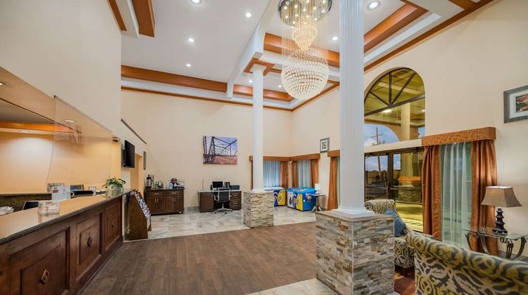 SureStay Hotel by BW Mt Pleasant Lobby