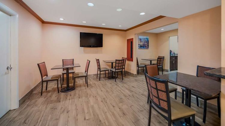 SureStay Hotel by BW Mt Pleasant Restaurant
