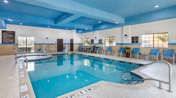Best Western Plus Mansfield Inn & Suites Pool