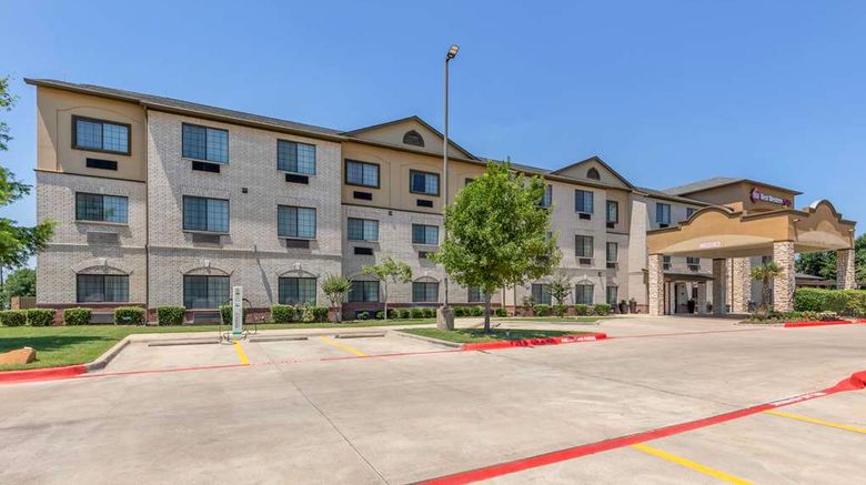 <b>Best Western Plus Mansfield Inn & Suites Exterior</b>. Images powered by <a href="https://iceportal.shijigroup.com/" title="IcePortal" target="_blank">IcePortal</a>.