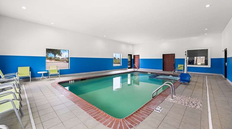 Best Western Palace Inn & Suites Pool