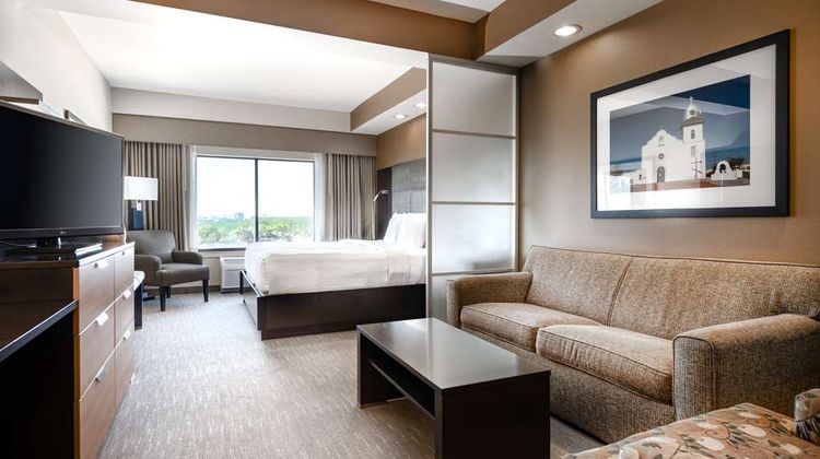 Best Western Premier College Station Suite