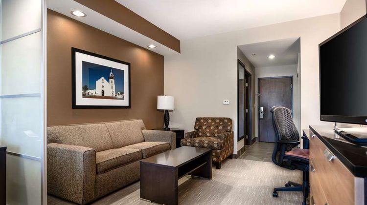 Best Western Premier College Station Suite