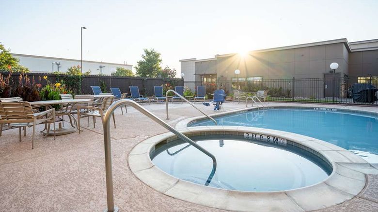 <b>Best Western Premier College Station Pool</b>. Images powered by <a href="https://iceportal.shijigroup.com/" title="IcePortal" target="_blank">IcePortal</a>.