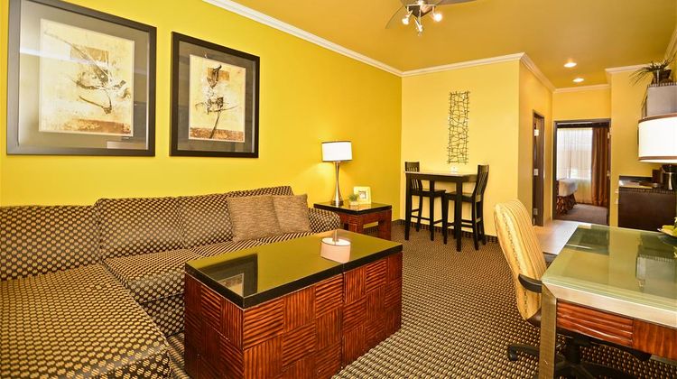 Best Western Plus Christopher Inn/Suites Suite