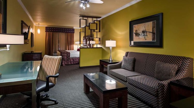 Best Western Plus Christopher Inn/Suites Suite