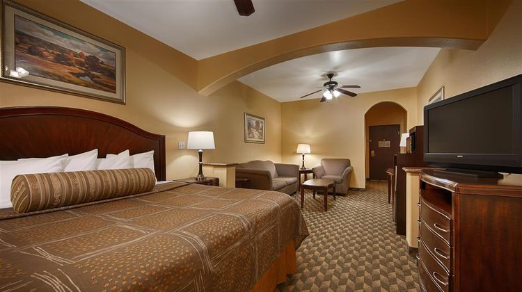 Best Western Plus Manvel Inn & Suites Suite