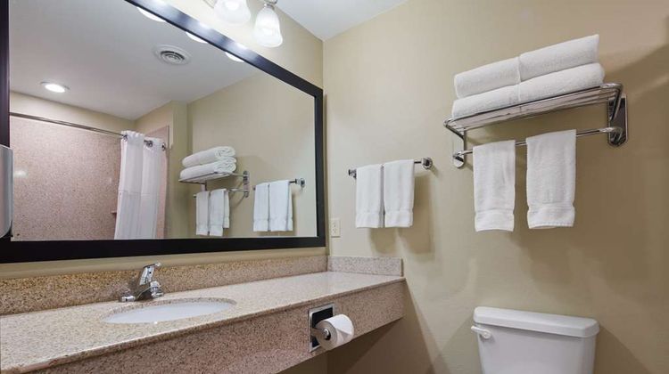 Best Western Oasis Inn Room
