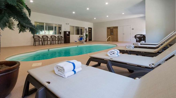 Best Western Oasis Inn Pool