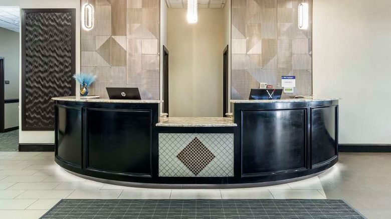 <b>Best Western Plus Texoma Hotel & Suites Lobby</b>. Images powered by <a href="https://iceportal.shijigroup.com/" title="IcePortal" target="_blank">IcePortal</a>.