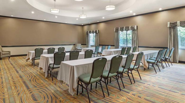 <b>Best Western Plus Texoma Hotel & Suites Meeting</b>. Images powered by <a href="https://iceportal.shijigroup.com/" title="IcePortal" target="_blank">IcePortal</a>.