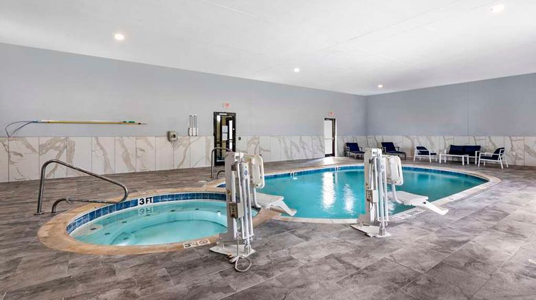 <b>Best Western Plus Texoma Hotel & Suites Pool</b>. Images powered by <a href="https://iceportal.shijigroup.com/" title="IcePortal" target="_blank">IcePortal</a>.