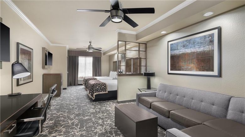 <b>Best Western Premier Crown Chase Inn/Ste Suite</b>. Images powered by <a href="https://iceportal.shijigroup.com/" title="IcePortal" target="_blank">IcePortal</a>.