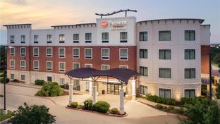 Best Western Premier Crown Chase Inn/Ste