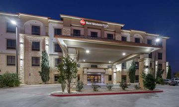 Best Western Plus Midland Suites