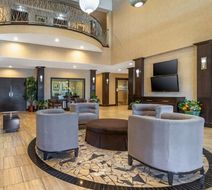Best Western Plus Lytle Inn & Suites Lobby