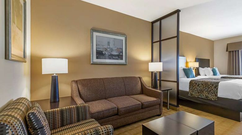 <b>Best Western Plus Lytle Inn & Suites Suite</b>. Images powered by <a href="https://iceportal.shijigroup.com/" title="IcePortal" target="_blank">IcePortal</a>.