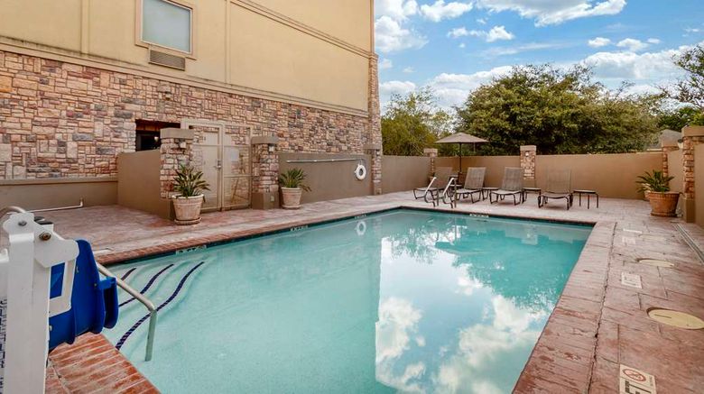 <b>Best Western Plus Goliad Inn & Suites Pool</b>. Images powered by <a href="https://iceportal.shijigroup.com/" title="IcePortal" target="_blank">IcePortal</a>.