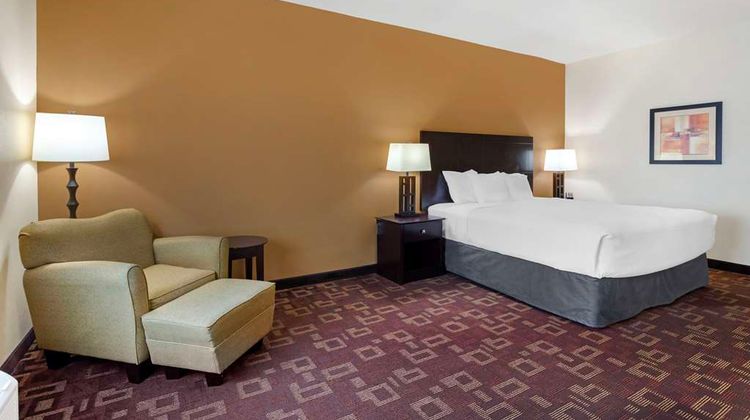 Best Western Plus Goliad Inn & Suites Room