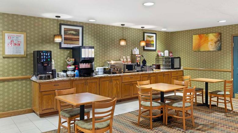 <b>Best Western Plus Waco North Restaurant</b>. Images powered by <a href="https://iceportal.shijigroup.com/" title="IcePortal" target="_blank">IcePortal</a>.