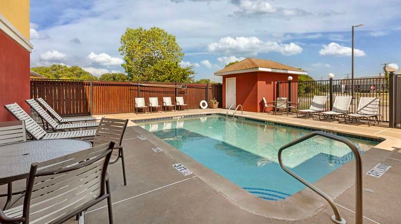 <b>Best Western Plus Waco North Pool</b>. Images powered by <a href="https://iceportal.shijigroup.com/" title="IcePortal" target="_blank">IcePortal</a>.