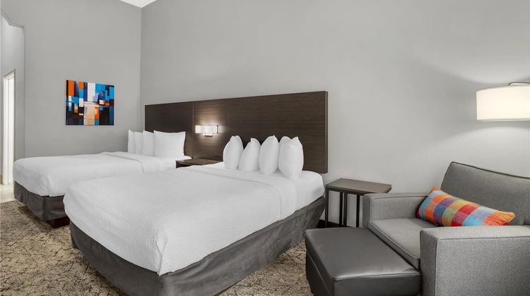 Best Western Plus New Caney Inn & Suites Room