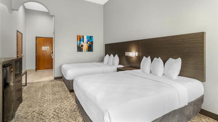 Best Western Plus New Caney Inn & Suites Room