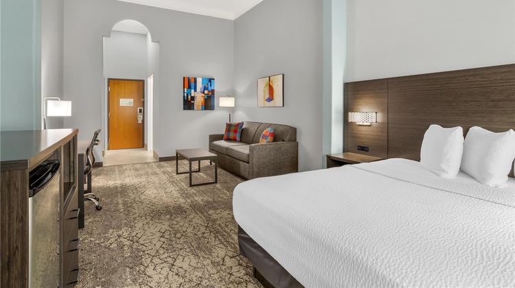 Best Western Plus New Caney Inn & Suites Suite