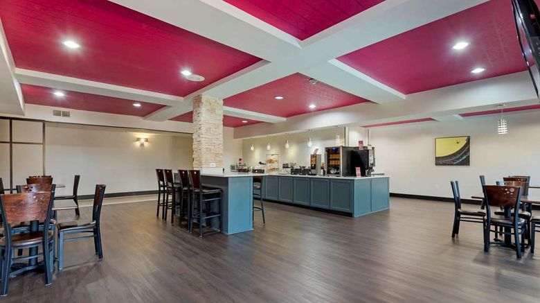 <b>Best Western Plus Arlington North Hotel Restaurant</b>. Images powered by <a href="https://iceportal.shijigroup.com/" title="IcePortal" target="_blank">IcePortal</a>.