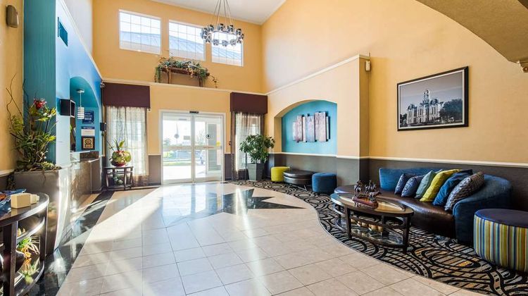 Best Western Plus Cutting Horse Suites Lobby