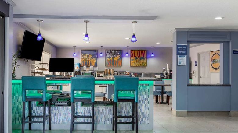 <b>Best Western Plus Orange County Restaurant</b>. Images powered by <a href="https://iceportal.shijigroup.com/" title="IcePortal" target="_blank">IcePortal</a>.