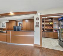 Best Western Plus Atrium Inn Lobby