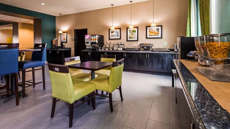 <b>Best Western Plus Carrizo Springs Inn Restaurant</b>. Images powered by <a href="https://iceportal.shijigroup.com/" title="IcePortal" target="_blank">IcePortal</a>.