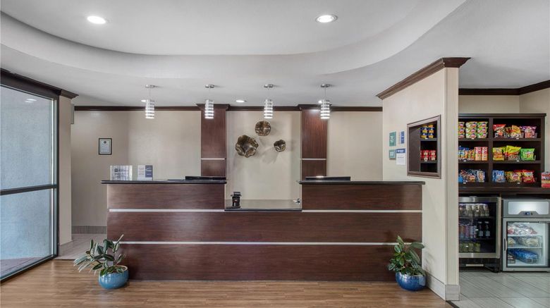 <b>Best Western Webster Hotel, NASA Lobby</b>. Images powered by <a href="https://iceportal.shijigroup.com/" title="IcePortal" target="_blank">IcePortal</a>.