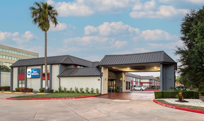 Best Western Webster Hotel, NASA Exterior