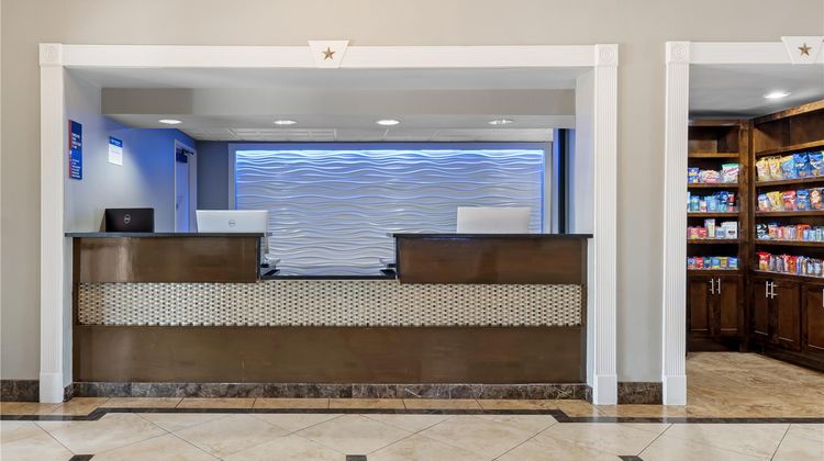 Best Western Plus Georgetown Inn & Stes Lobby