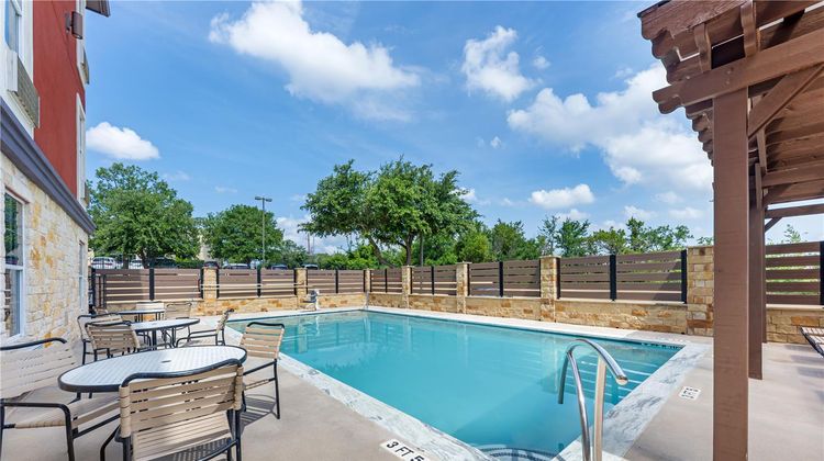 Best Western Plus Georgetown Inn & Stes Pool
