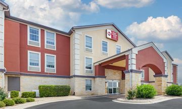 Best Western Plus Georgetown Inn & Stes