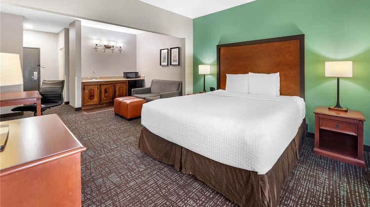 Best Western Plus Georgetown Inn & Stes Room