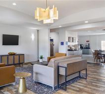 Best Western Plus Forest Hill Lobby