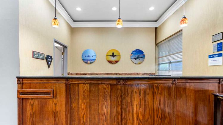 Best Western Plus Hobby Arpt Inn & Stes Lobby
