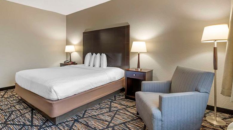 <b>Best Western Plus Hobby Arpt Inn & Stes Room</b>. Images powered by <a href="https://iceportal.shijigroup.com/" title="IcePortal" target="_blank">IcePortal</a>.