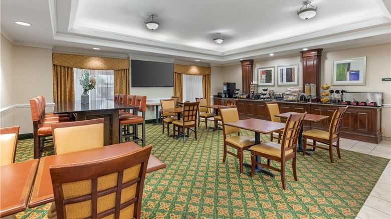 <b>Best Western Plus Waxahachie Inn & Stes Restaurant</b>. Images powered by <a href="https://iceportal.shijigroup.com/" title="IcePortal" target="_blank">IcePortal</a>.