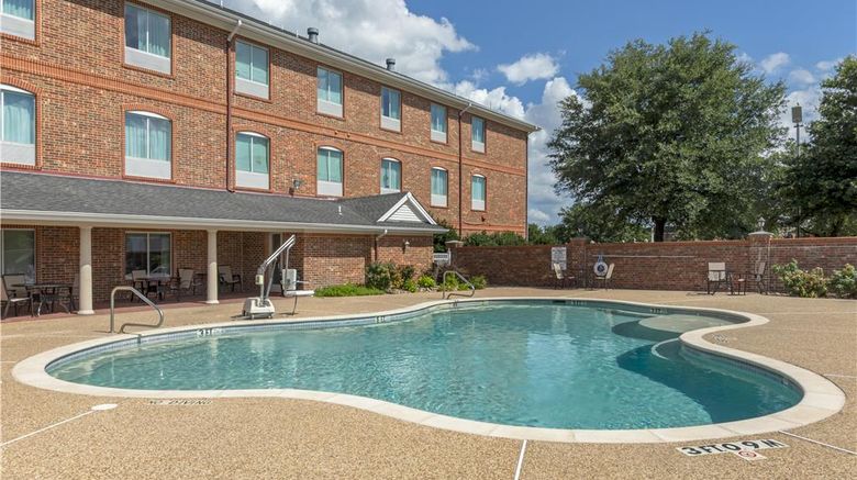 <b>Best Western Plus Waxahachie Inn & Stes Pool</b>. Images powered by <a href="https://iceportal.shijigroup.com/" title="IcePortal" target="_blank">IcePortal</a>.